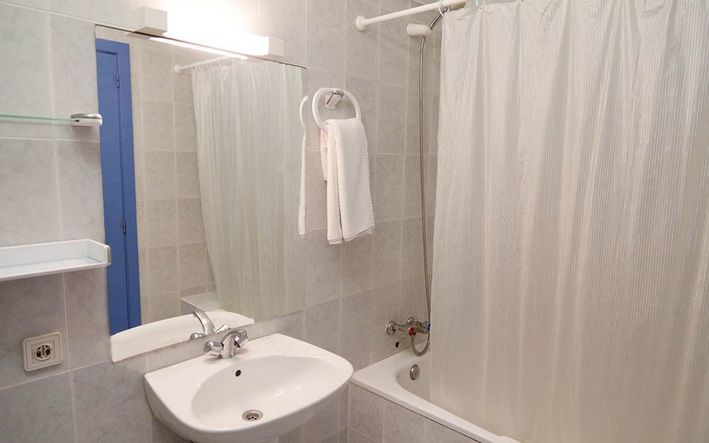 Hotel Apartamentos Vibra Central City - Adults Only San Antonio  Exterior photo