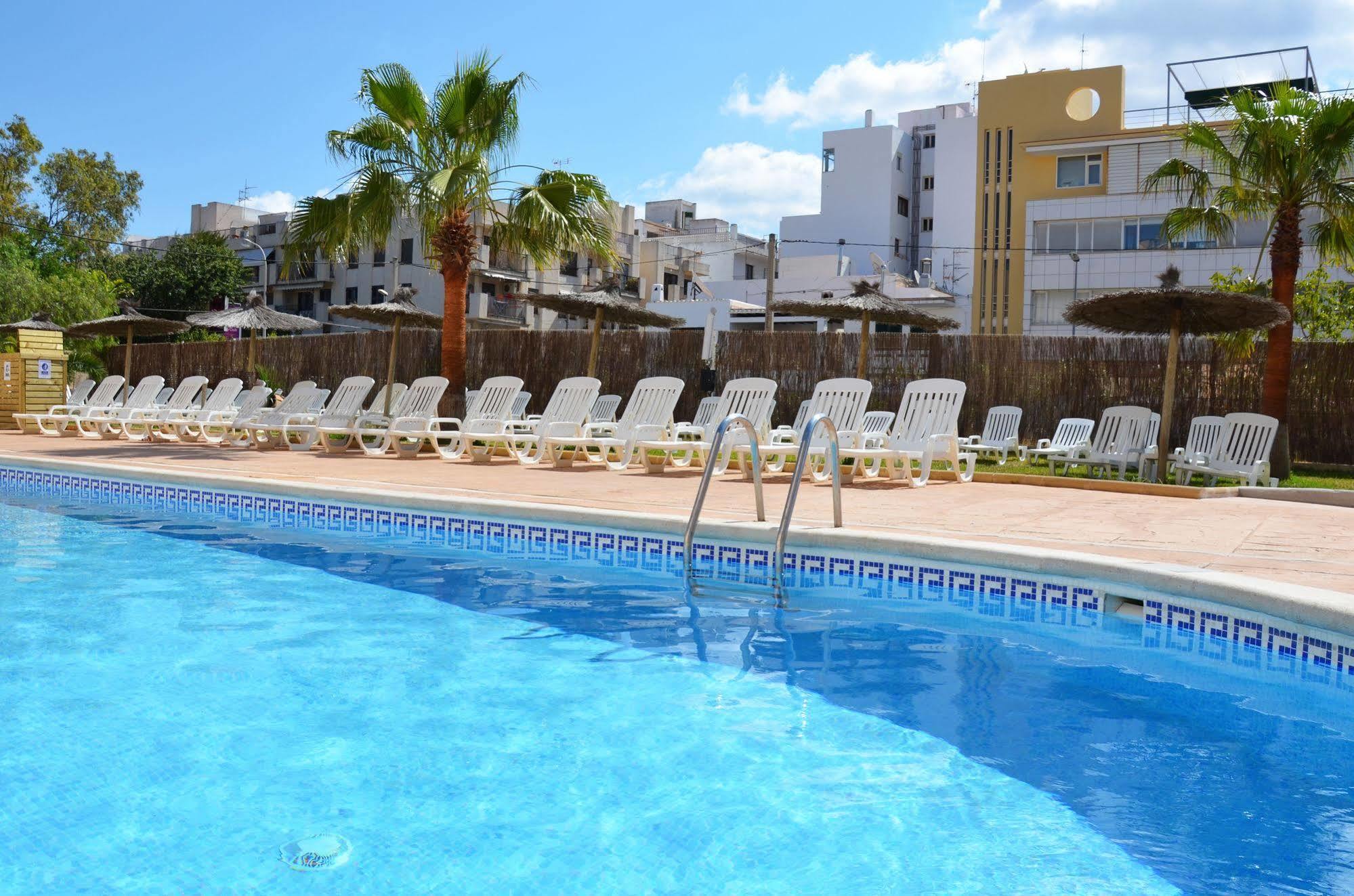 Hotel Apartamentos Vibra Central City - Adults Only San Antonio  Exterior photo