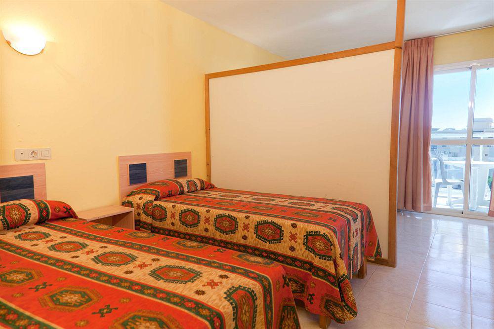 Hotel Apartamentos Vibra Central City - Adults Only San Antonio  Exterior photo